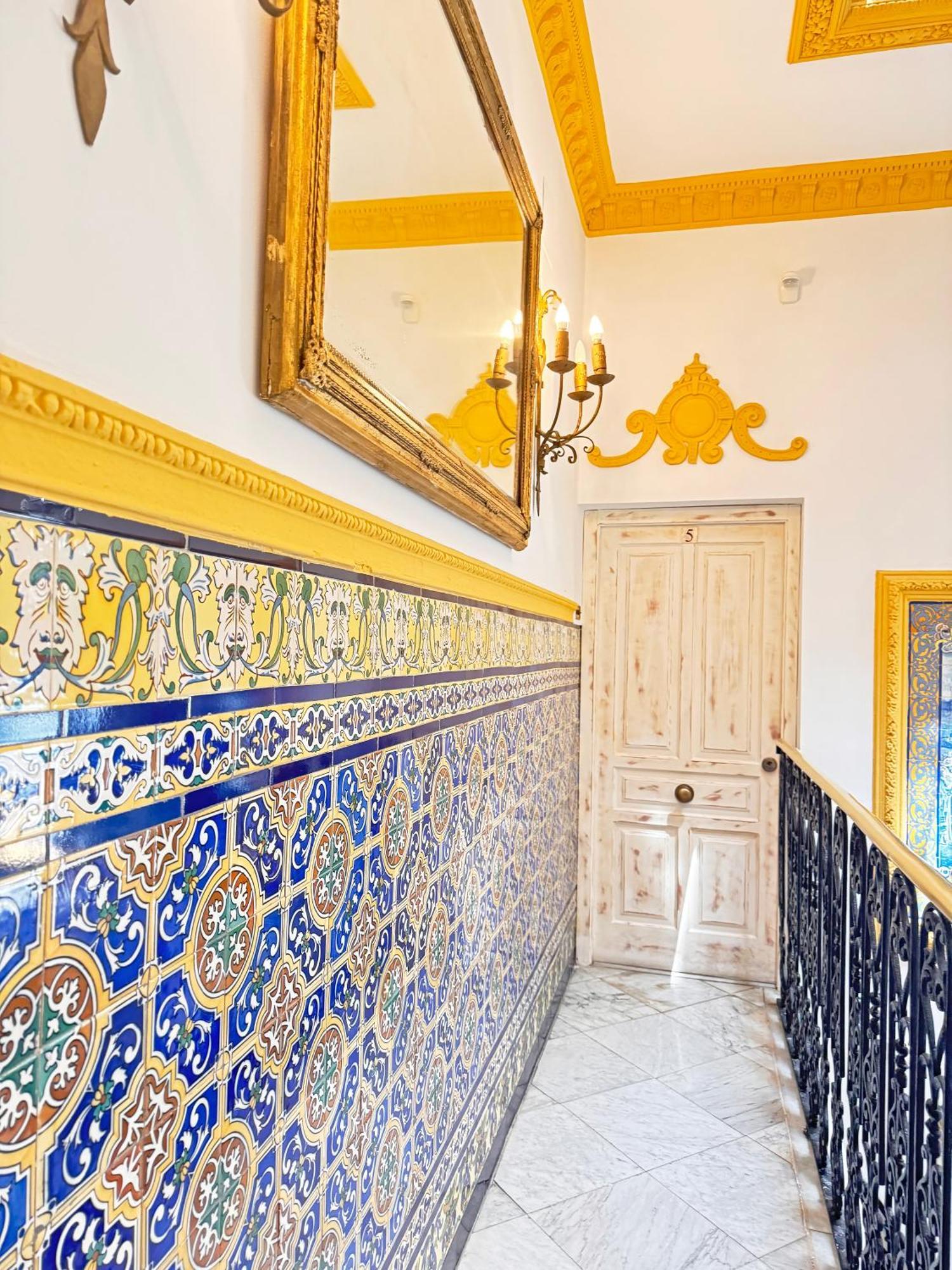 Palace House Hercules - Apartments セビリア エクステリア 写真